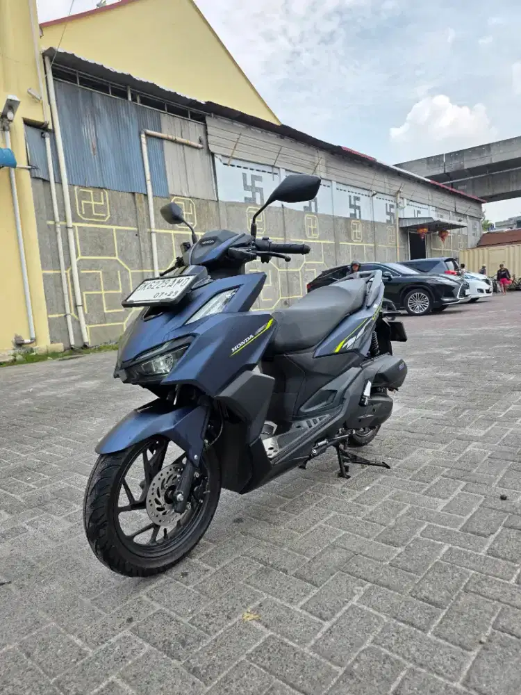 Honda Vario 160 CBS Biru 2024