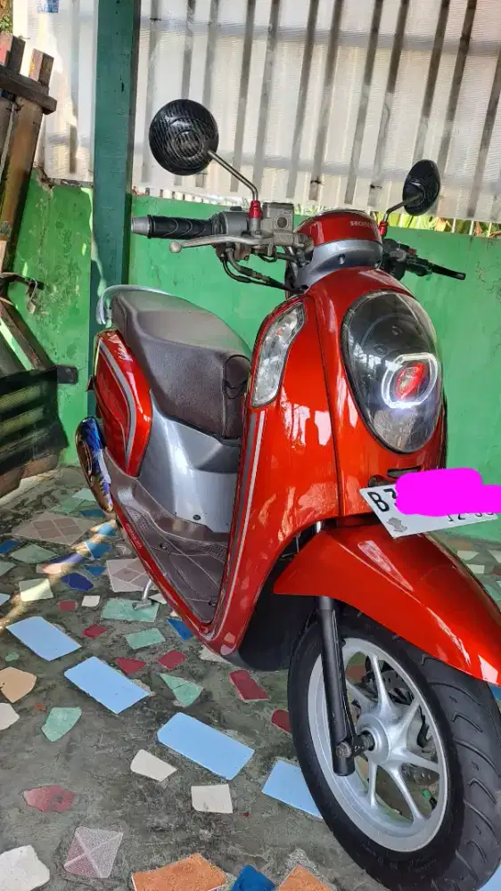 Scoopy FI ESP ISS velg Donat ban baru B DKI mesin halus full original