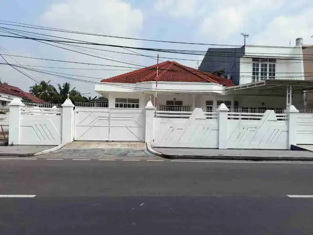 Dijual rumah siap huni rapi bagus terawat dan bebas banjir