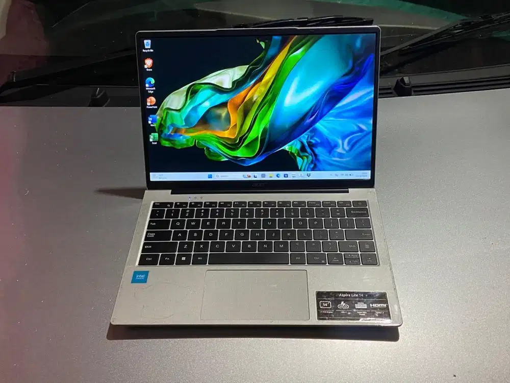 Acer Aspire Lite 14 Intel N100 RAM 8 GB SSD 256 GB Minus Pemakaian Aja