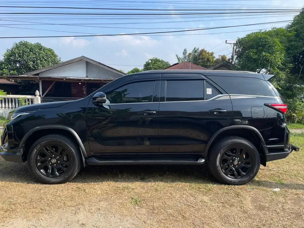 Fortuner 2025 GR AT Solar