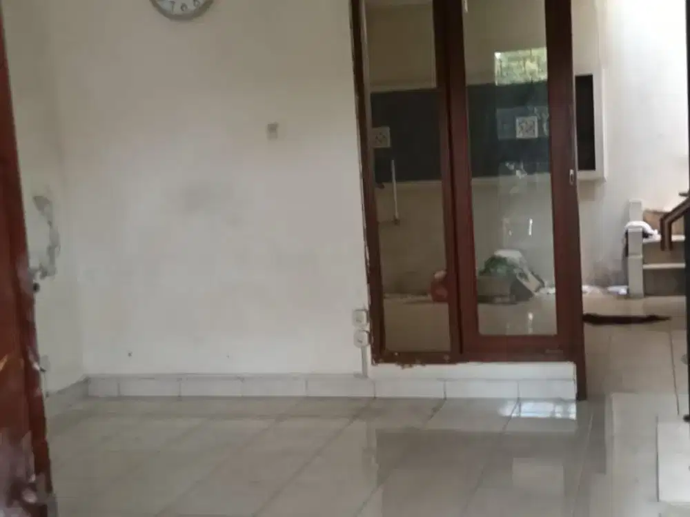 Dijual Rumah 2 Lantai di Cluster Harmoni Harapan Indah 2_ SHM