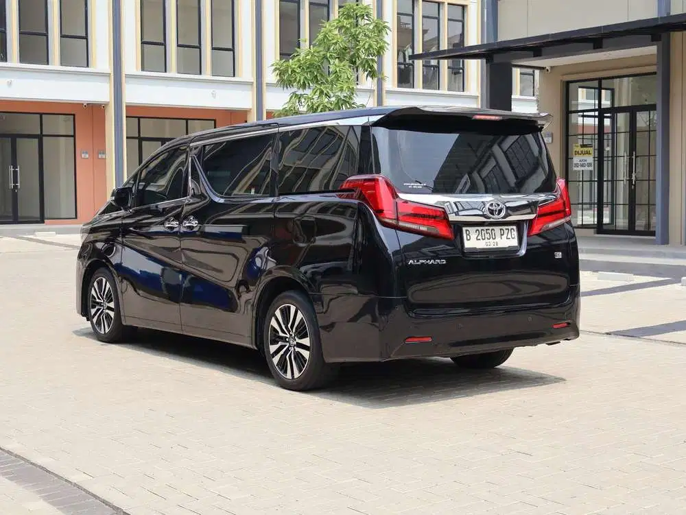 Toyota Alphard 2022 Bensin