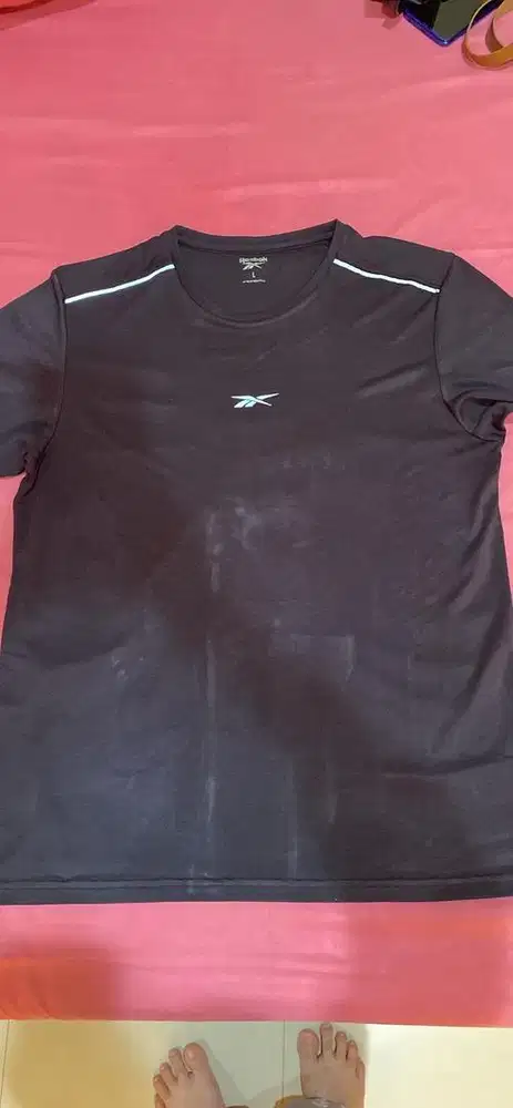 BAJU OLAHRAGA MERK REEBOK