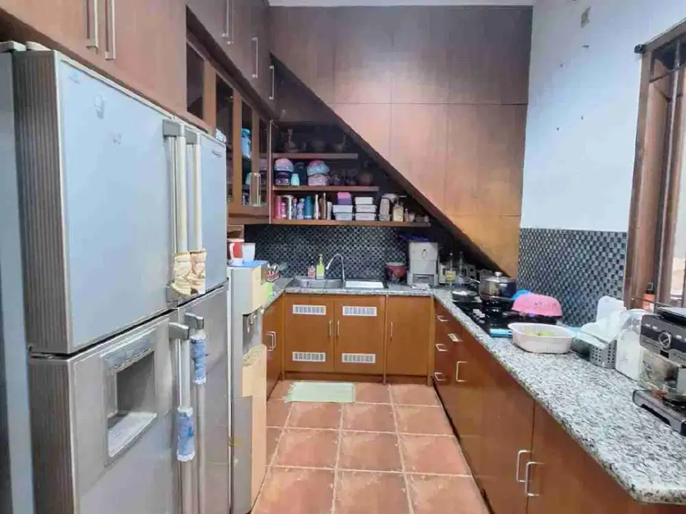 DIJUAL CEPAT RUMAH 2 LANTAI SIAP HUNI GADING RESIDENCE KELAPA GADING