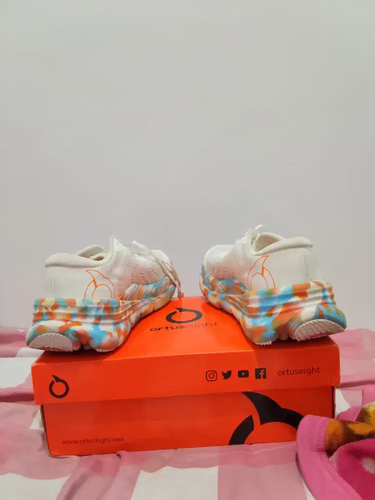 SEPATU ORTUSIGHT RUNNING