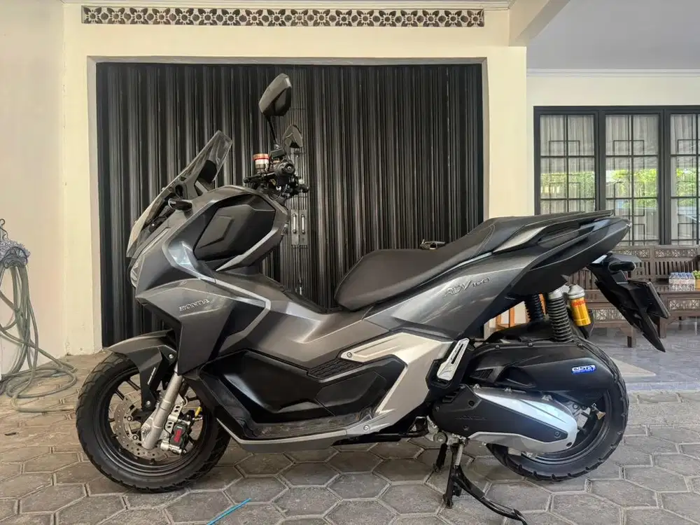 Honda ADV 160 low km plus modif