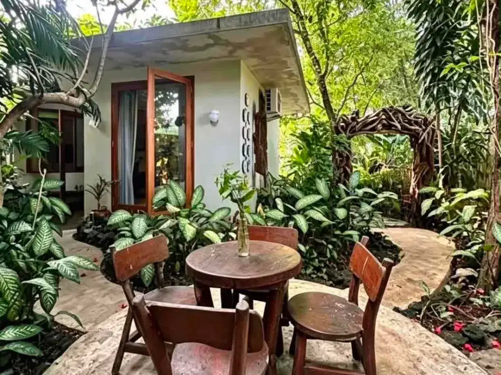 Dijual rumah strategis di lebak bulus jakarta selatan