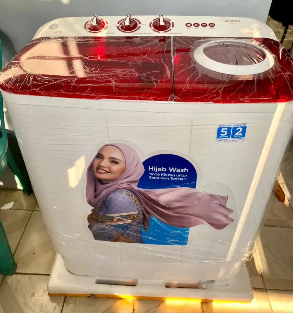 Midea Mesin Cuci 2 Tabung/Twin Tub Anti Karat Kapasitas 8 Kg