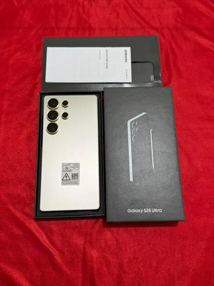 Samsung S25 Ultra 12/256 Silver Like new