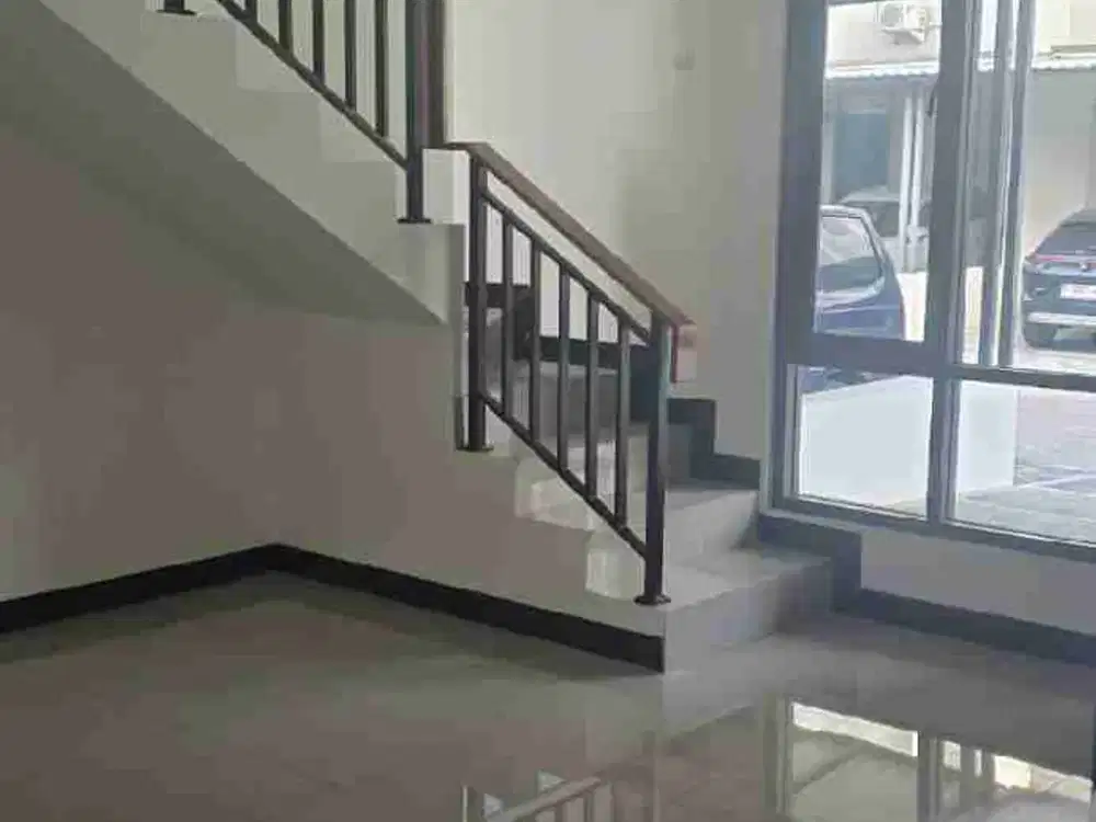 Disewakan Rumah Baru Siap Huni Gardenville TKI 5