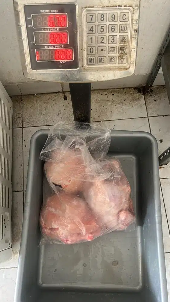 Kurir motor / kurir antar / kurir ayam / driver motor / pengiriman