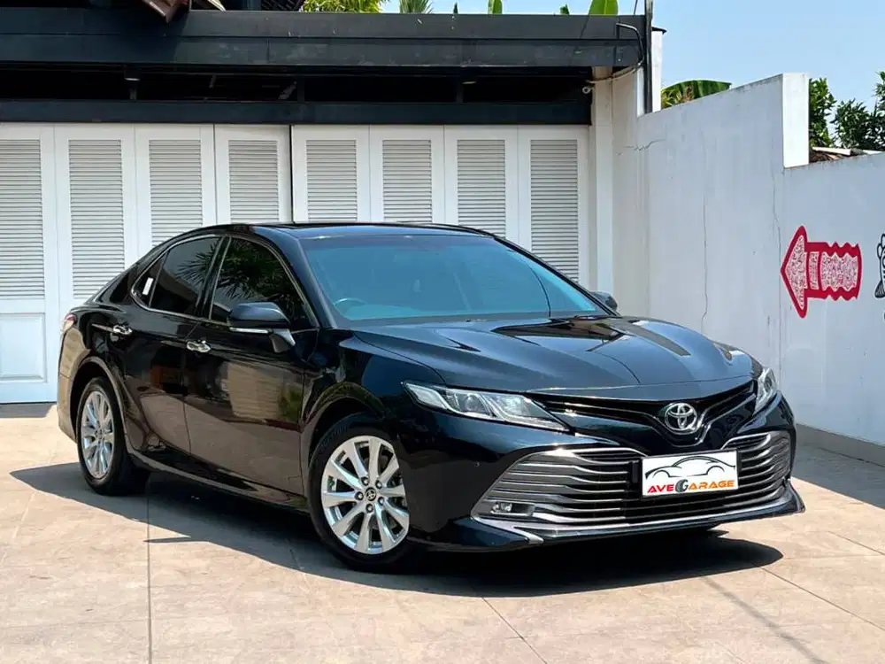 TOYOTA CAMRY 2.5 V MATIC 2020 KONDISI ISTIMEWA
