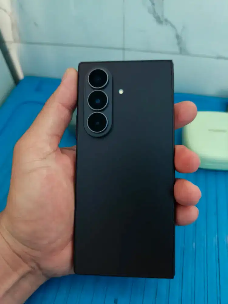 Fold8 ultra violet 512gb