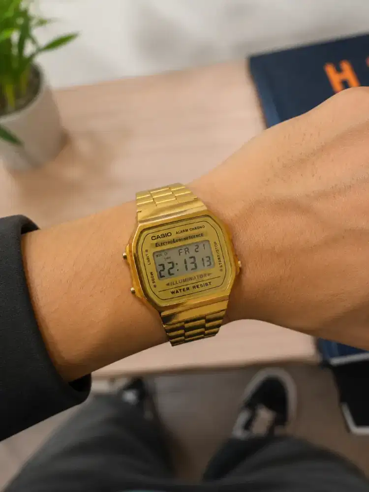 Casio A168 Vintage Digital Gold Tone Original Vintage Watch