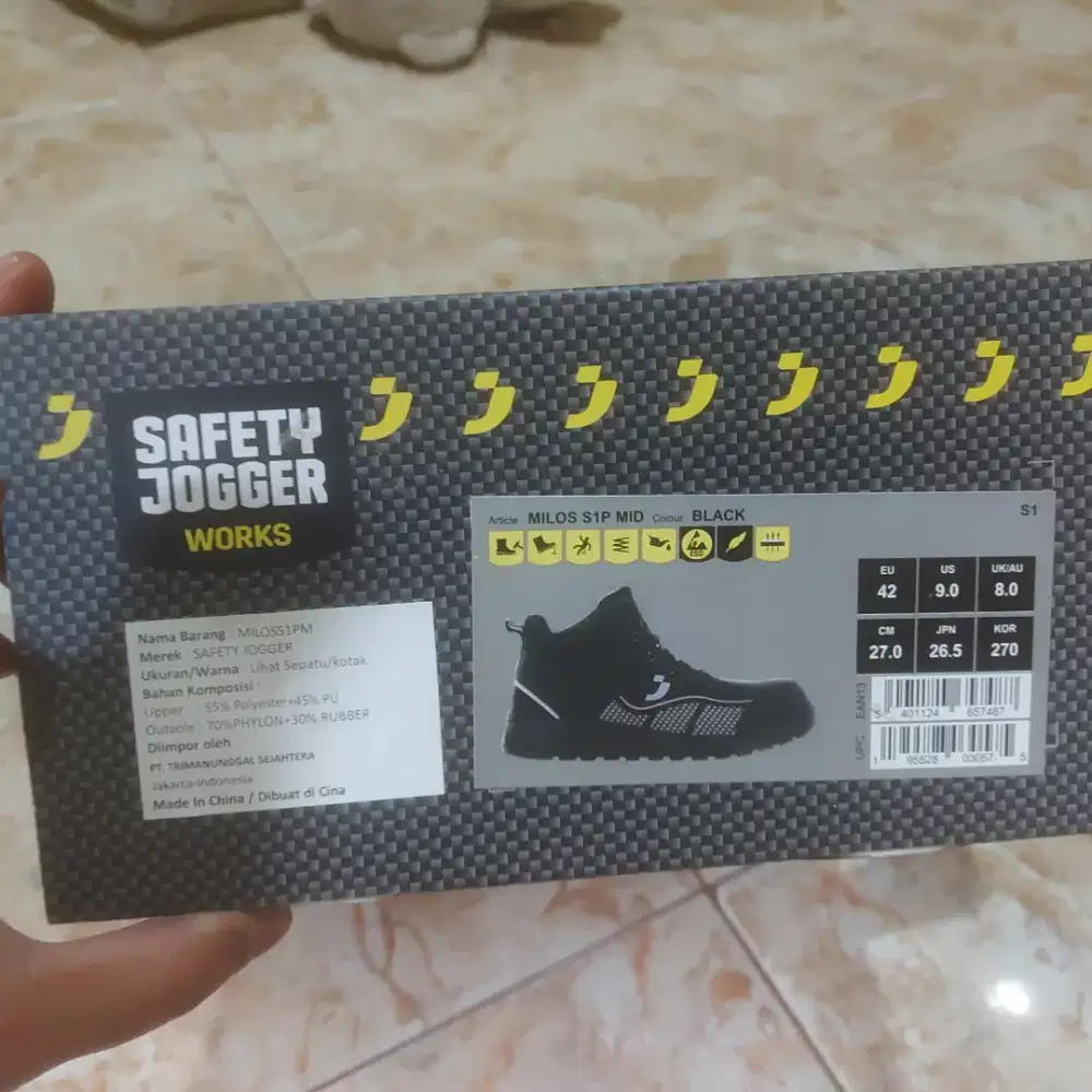 Sepatu safety jogger work