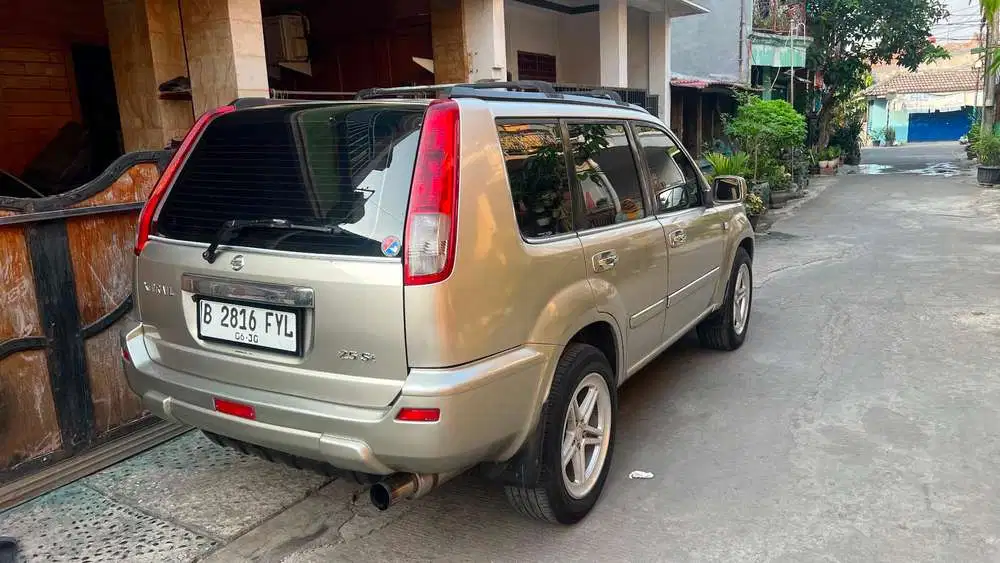Nissan X-Trail 2004 Bensin