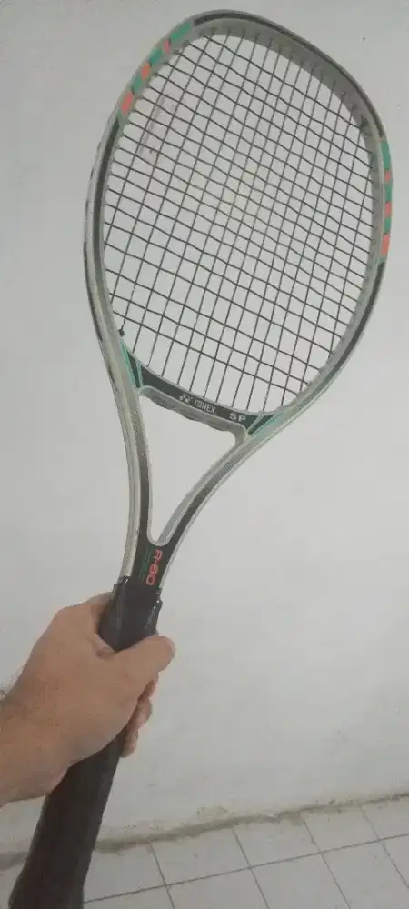 Raket Tennis yonex R80