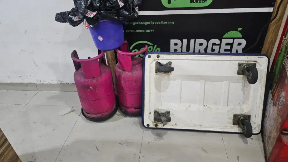 Tabung LPG 12kg.