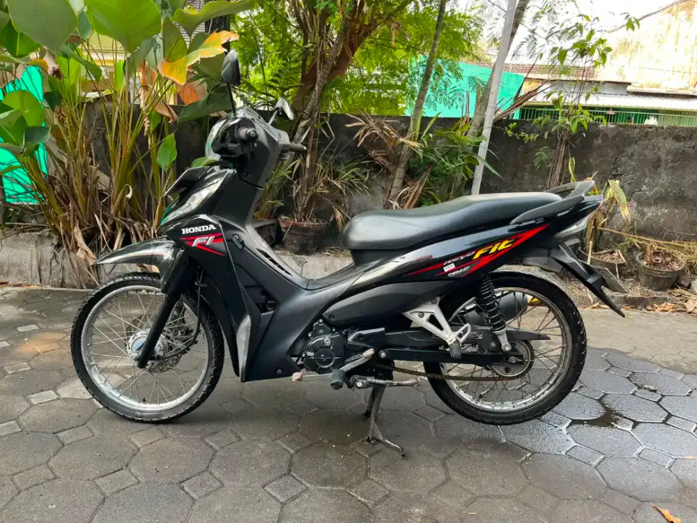 [DIJUAL CEPAT] Honda Revo Fit FI 2018