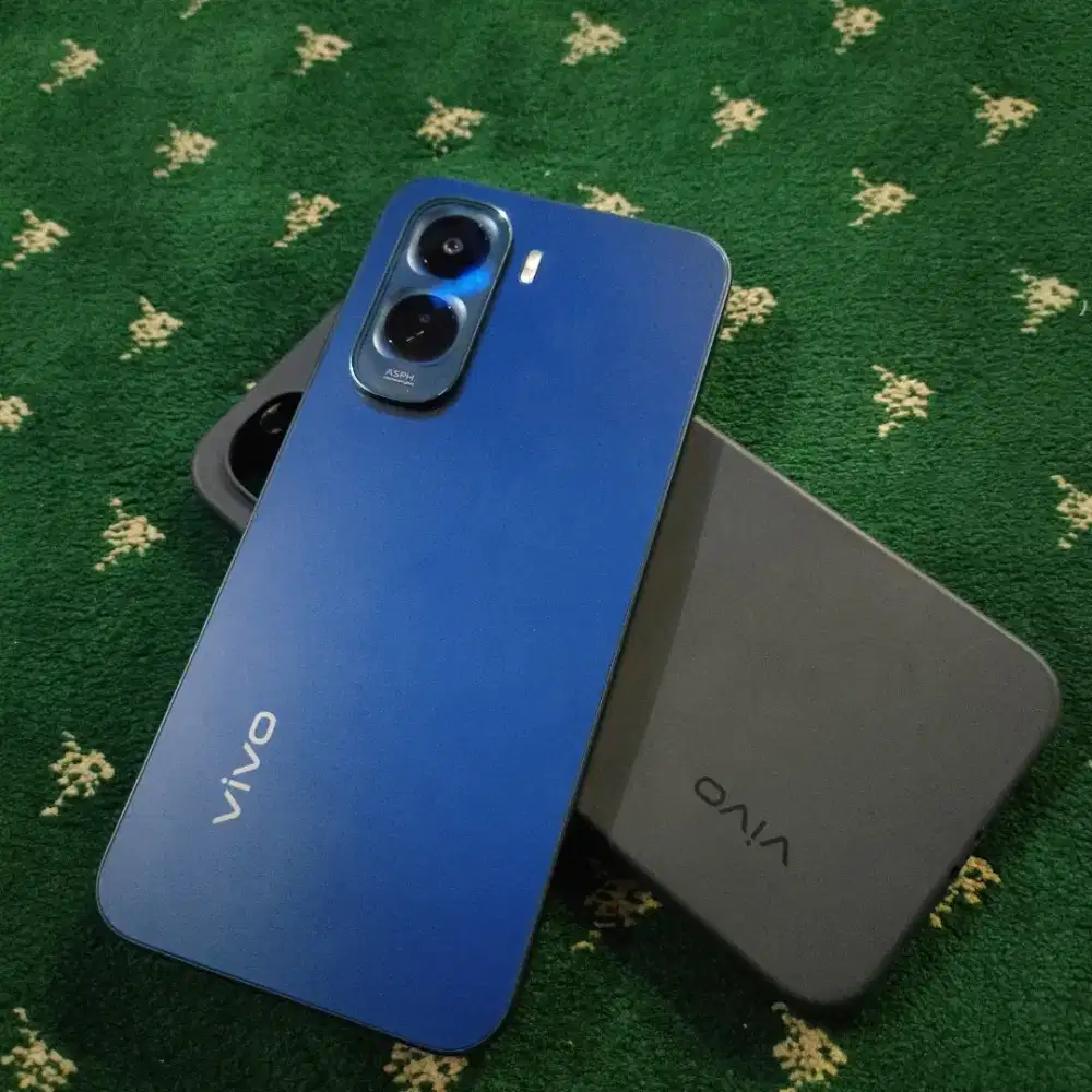Vivo Y500 6+6/128 , Batre 8100 mAh , amoled 1.5k, IP 68,IP 69,IP 69K