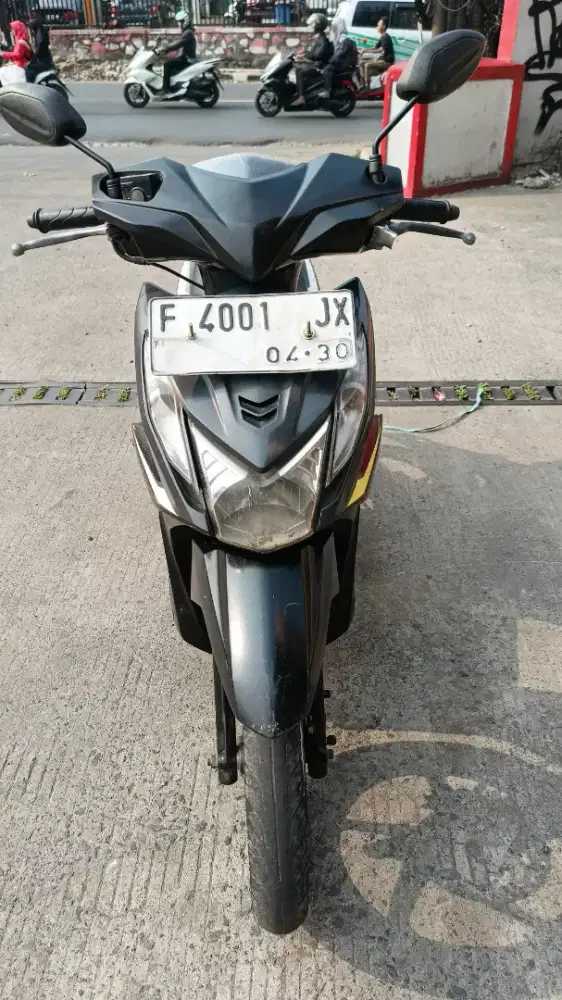 Beat injeksi 2014 plat f kab pajak klwat lengkap tagan pertma