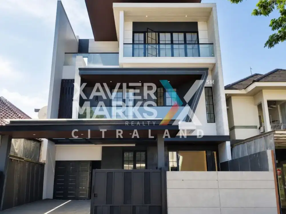 Rumah Mewah 3 Lantai Citraland Alam Hijau, Ada Attic Indoor Outdoor