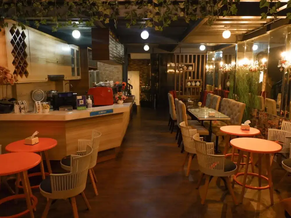 DIJUAL RUKO  KESSINGTON KELAPA GADING STRATEGIS USAHA BERJALAN CAFE & SPA