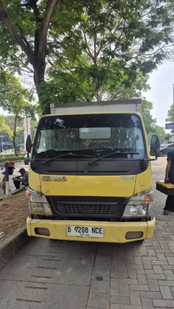 Mitsubishi Colt Diesel FE 71 110 ps 2015 Truk Engkel