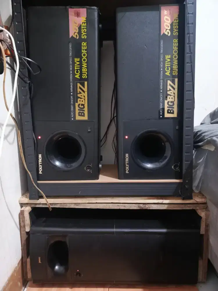 Polytron Subwoofer psw 500 rebah