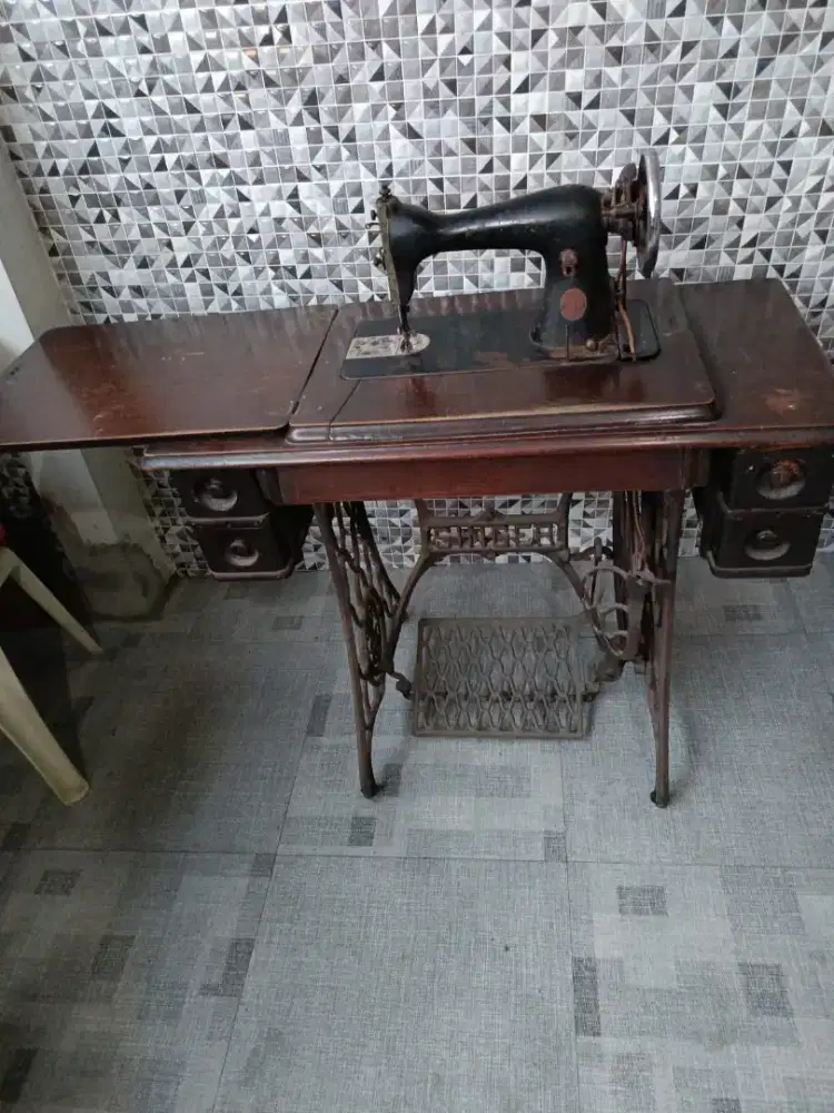 Dijual MESIN JAHIT