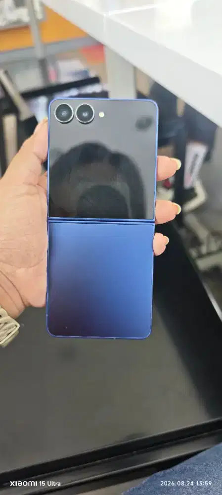 Samsung z flip 7 12/512Gb