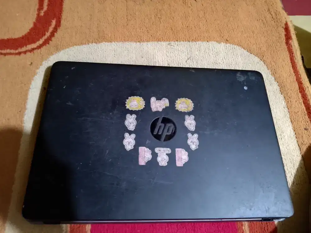 Dijual Laptop Rusak + Charger masih aktif