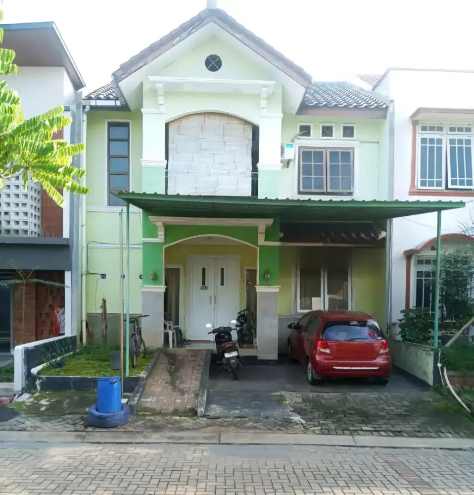 Rumah 2 Lantai : Graha Taman Bunga Bsb city