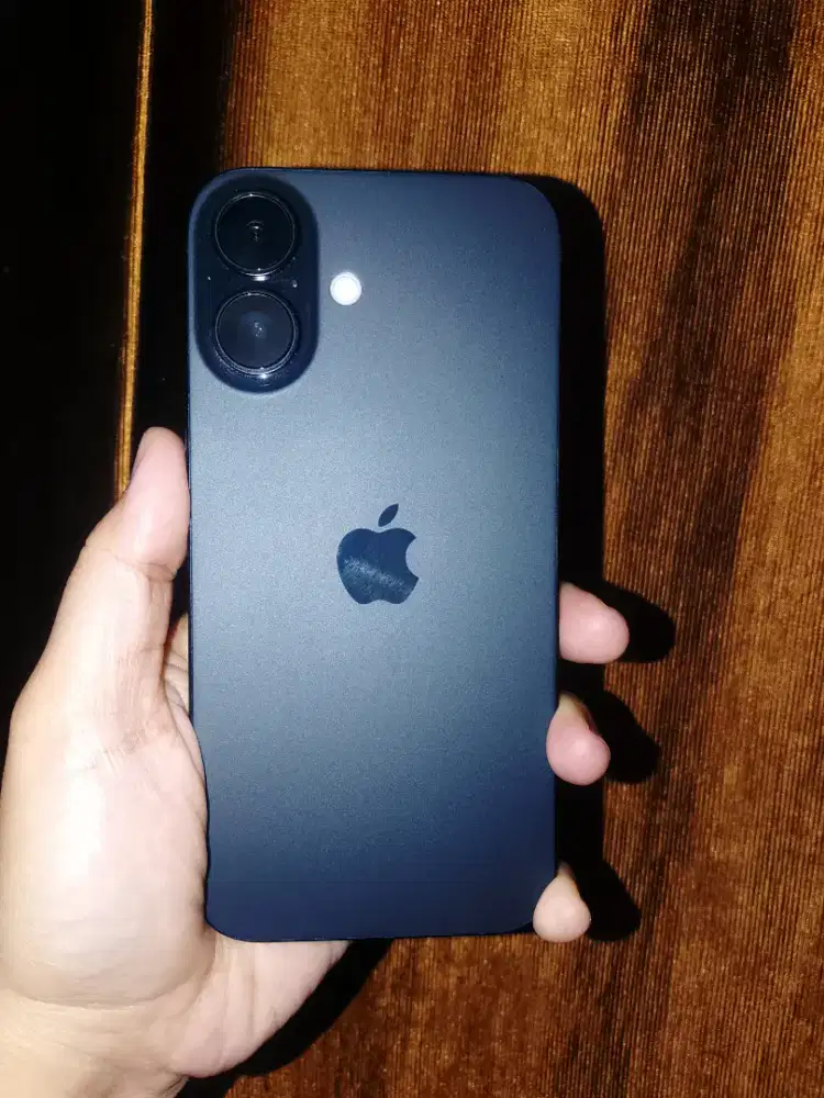 iphone 16 hitam 128gb iBox indo