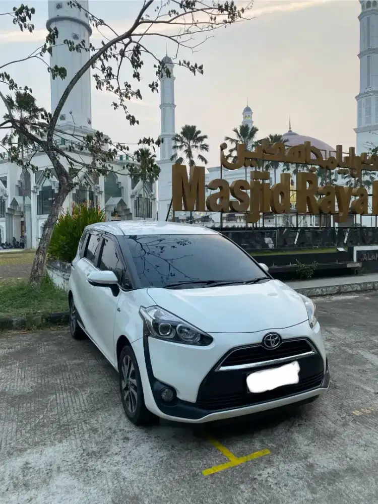 Toyota Sienta V Matic 2016 Service Record
