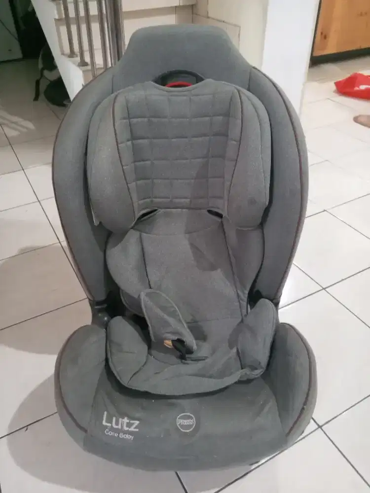 Car Seat Lutz Warna Abu