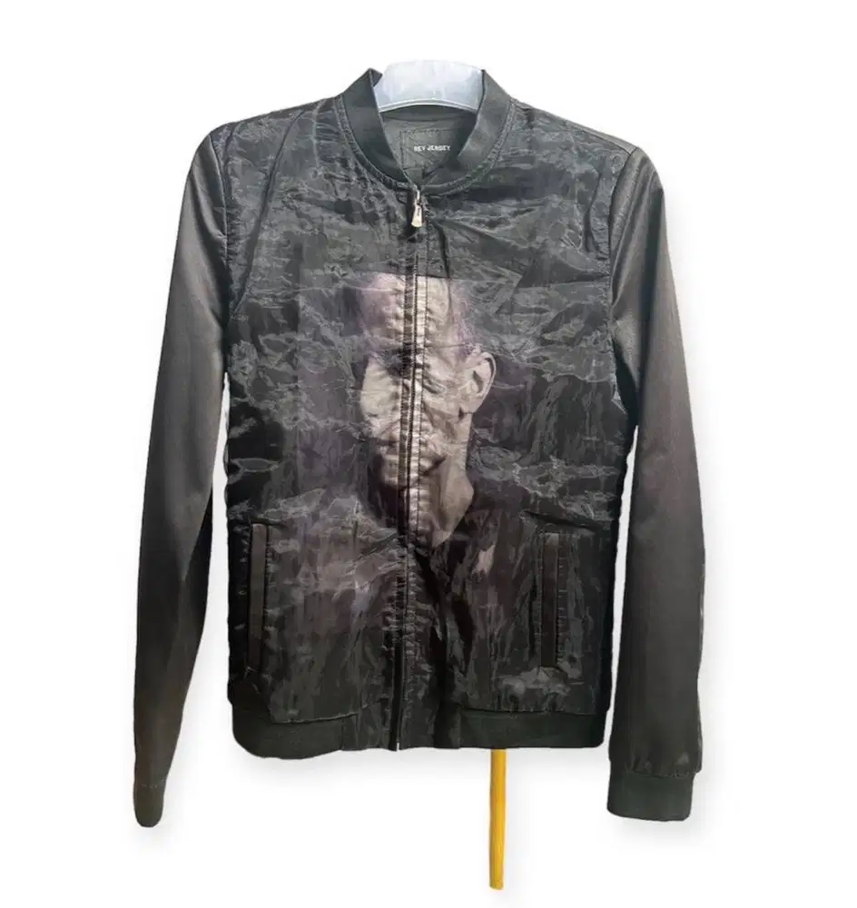 jaket preloved bal hitam 66x46 coklat art photograf unik rev jersey