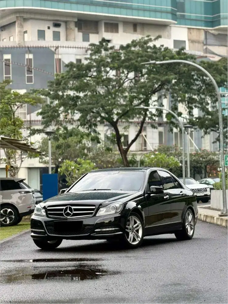 MERCEDES BENZ C300 AVANTGARDE W204