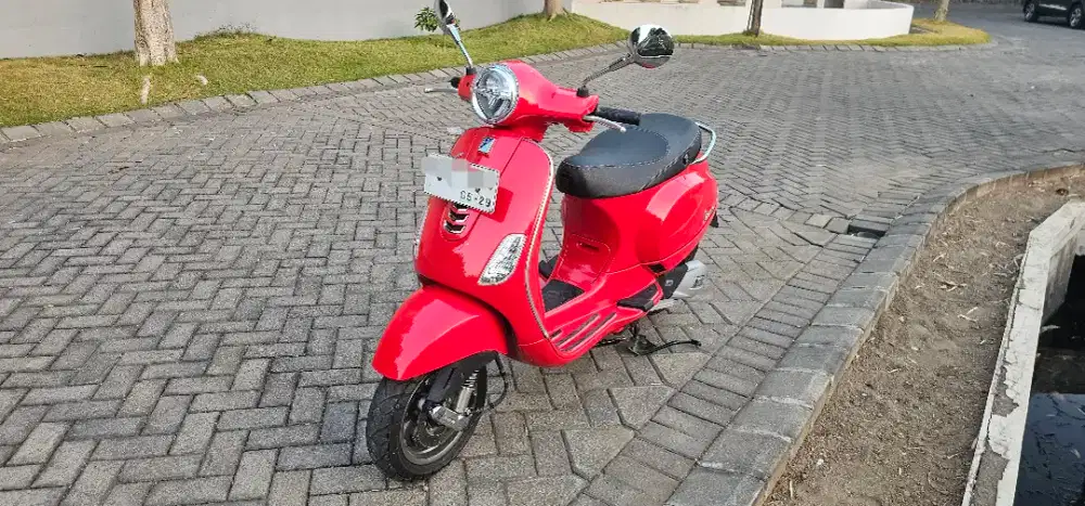 VESPA LX 125 IGET SERIES TH 2024 MERAH DEADPOOL
