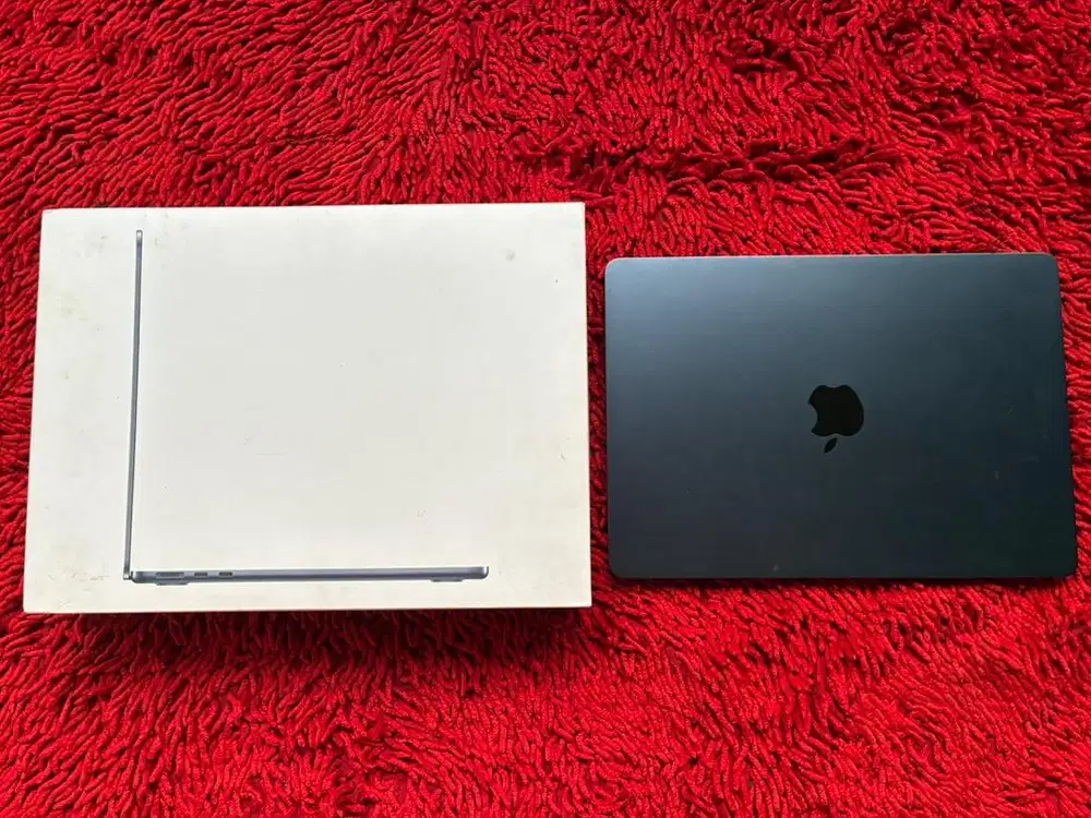 Macbook Air M4 16/256gb iBox