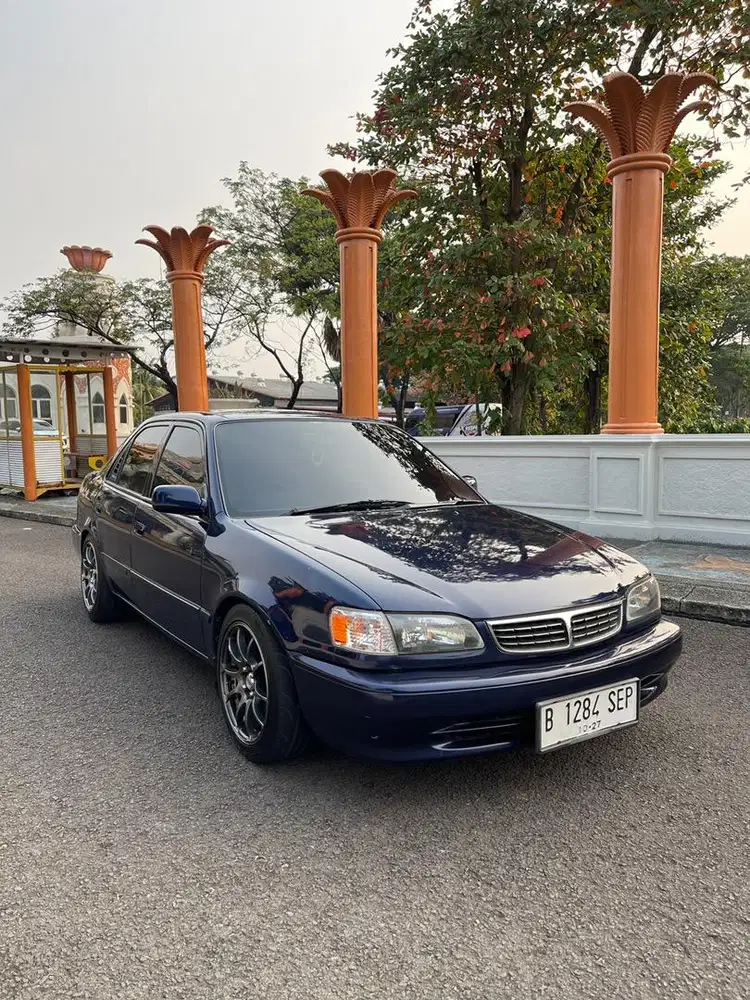 Toyota Corolla 2000 Bensin