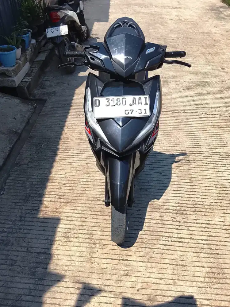 Dijual Motor Vario 125 LED OLD 2016