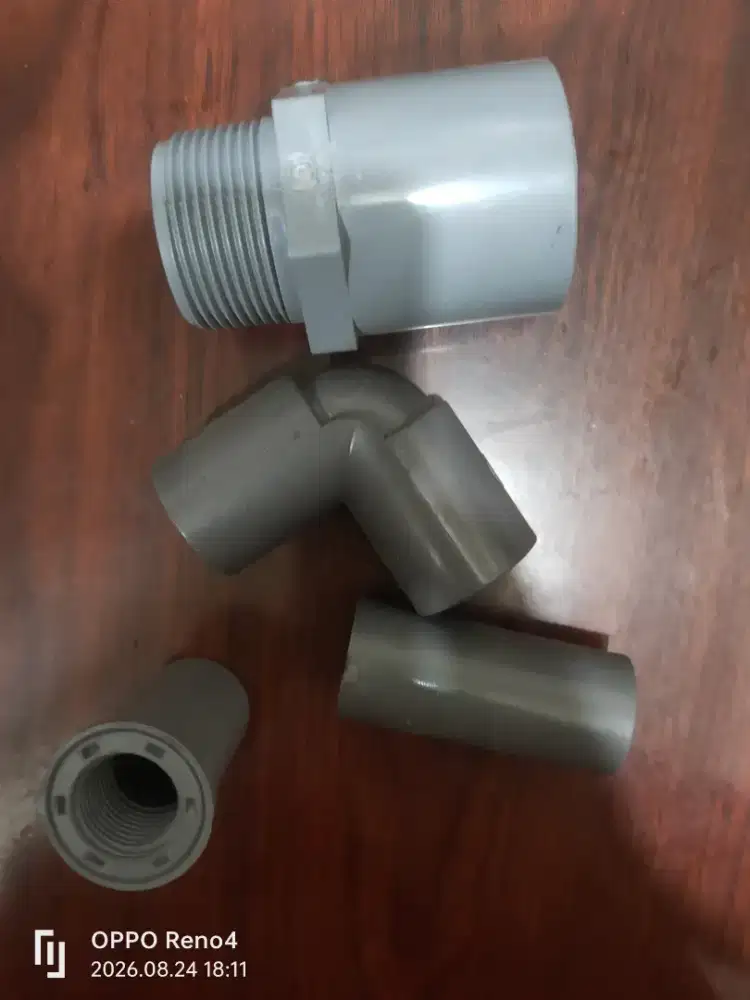 Sales utk menaawarkan barang bahan material