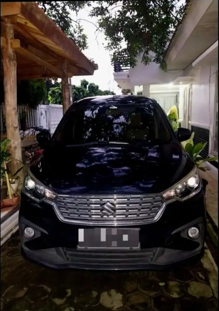 Dijual Ertiga Mobil Keluarga