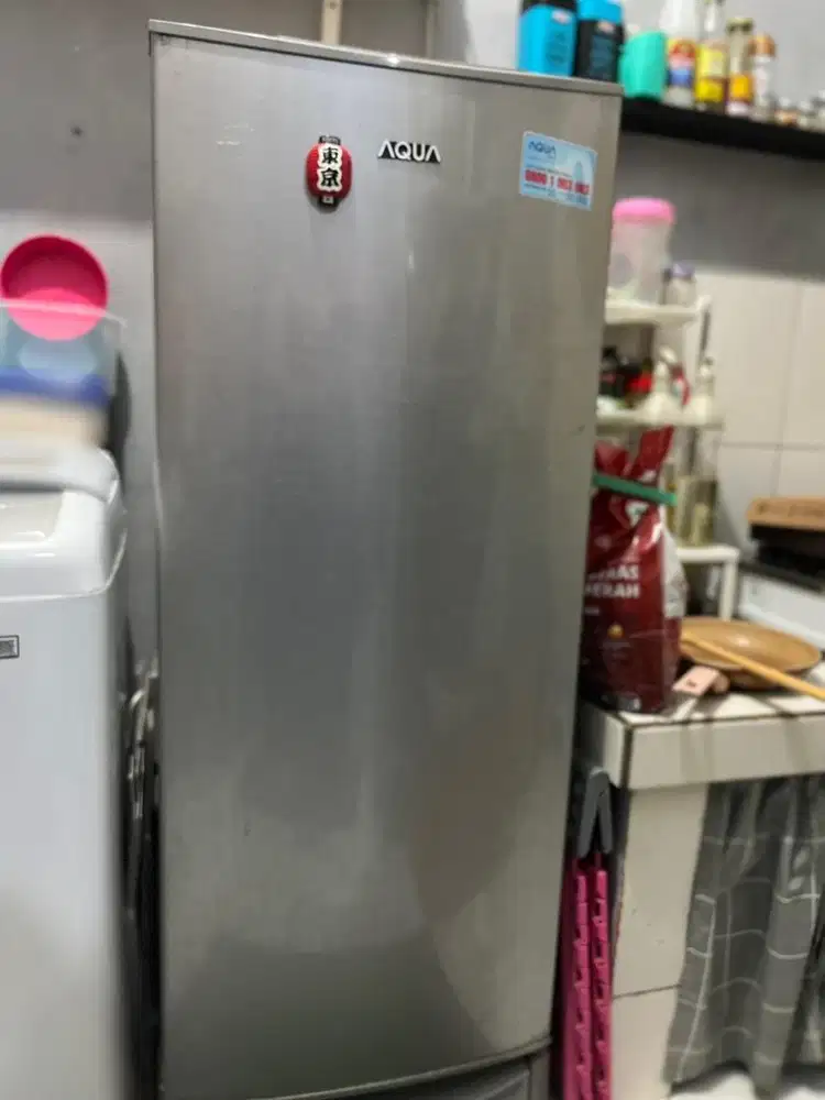 DIJUAL KULKAS AQUA 1 PINTU