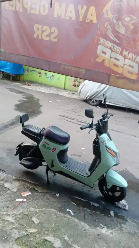 Sepeda listrik uwinfly type 065 apa adanya