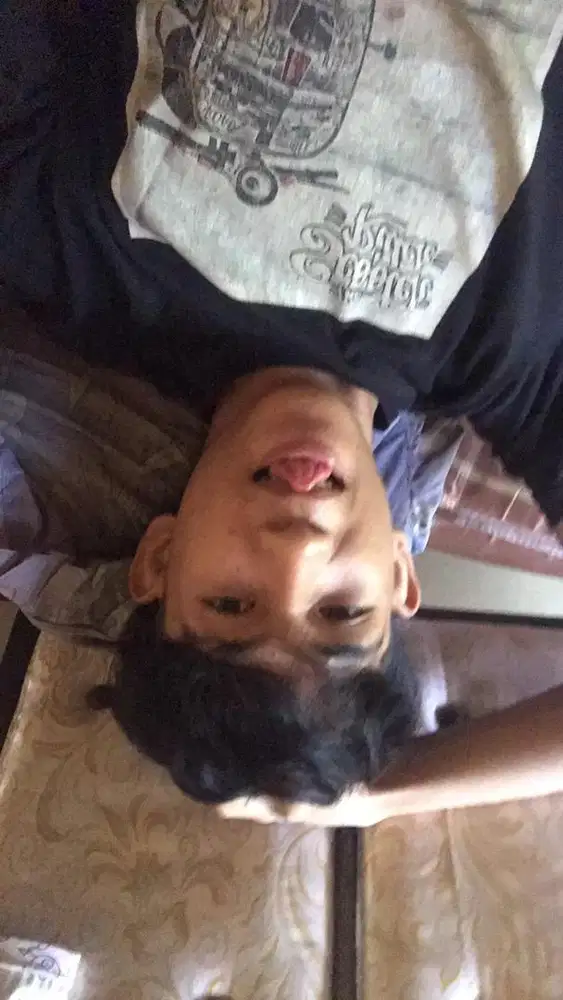 aku mencari pekerjaan ka