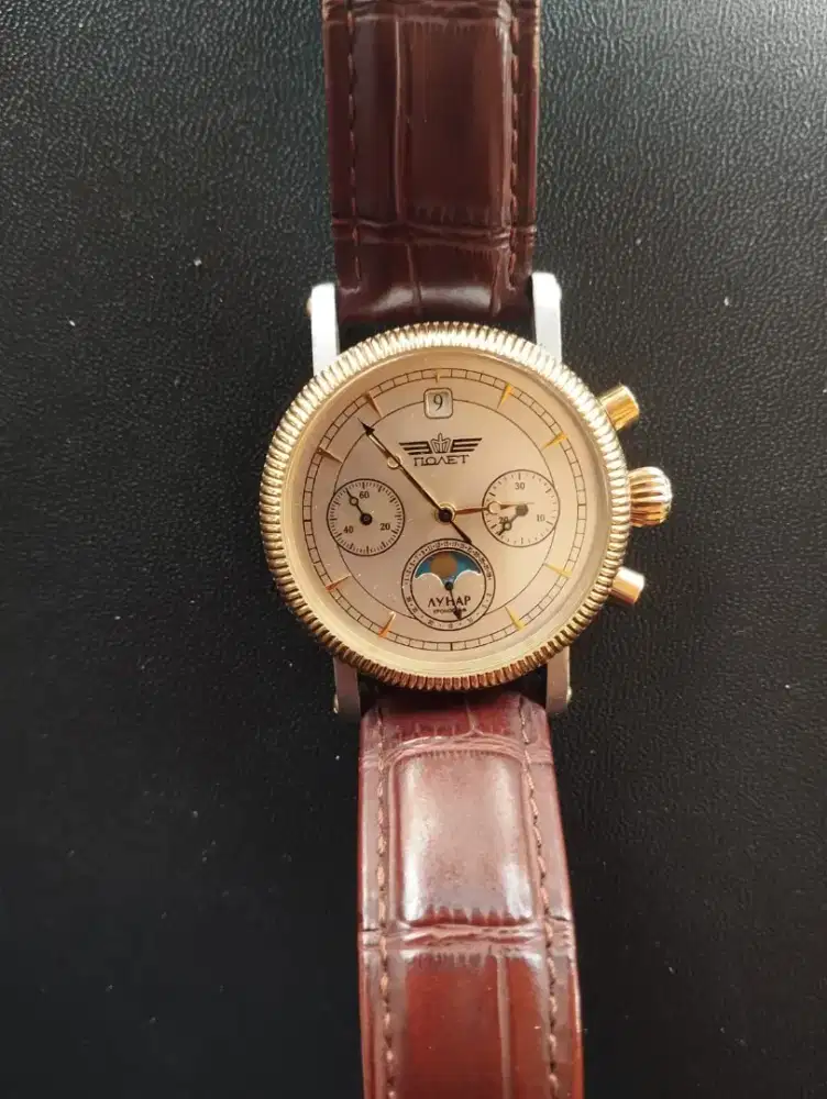 Jam tangan rusia
