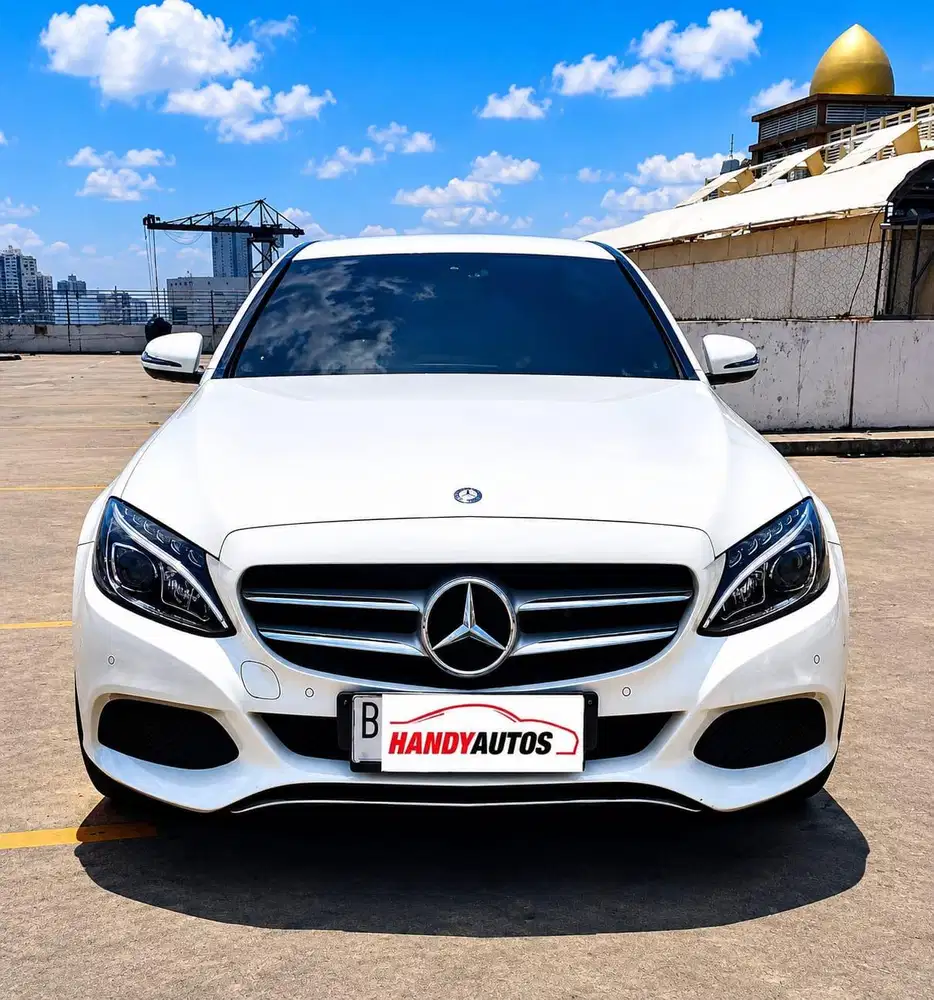 Mercedez Benz C200 Avantgarde 2016 Automatic Putih